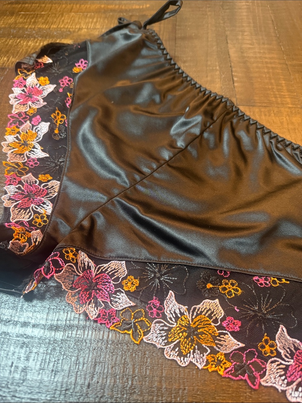 Boohoo Satin Embroidered Lace Lingerie Sleep Shorts M - Picture 2 of 6